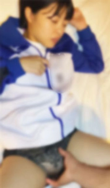 【限定】かなりの上物です。142㎝の**〇Cの放課後、初大人のマット運動。早めのご判断オススメします。