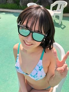 今だけ激安【ミスヤ〇マガ流出】可愛さMAX(新18歳) グランプリ投票直後に 彼ピと夏休みデート流出　ハメ撮り中出し　ぱいぱんまんこ♥個人撮影【身バレ厳禁取り扱い注意】3