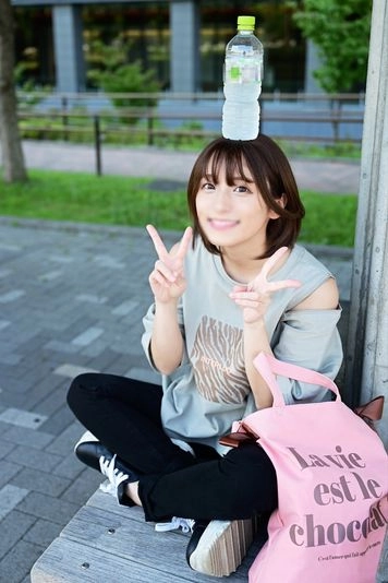 【**】本〇翼!?自称陰キャのゲーマー　自然体が美しいナチュラル美**　入れただけで痙攣する超敏感なスリムボディーに中出し【個人撮影】【4K高画質DL有】