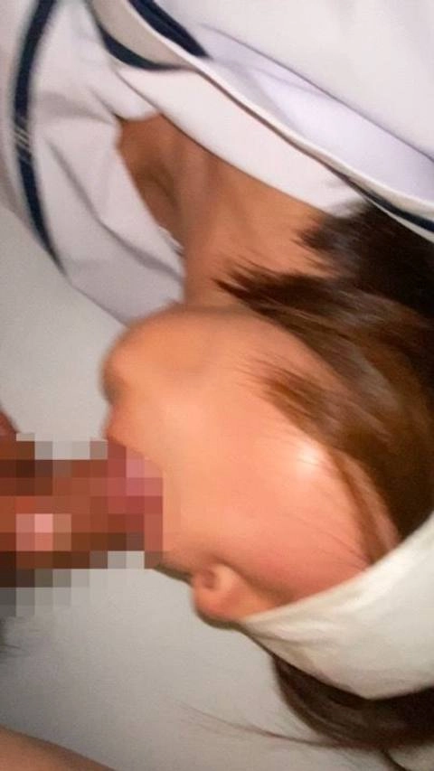 【閲覧注意・身バレ即削除期間限定】3カメマルチカム編集　陥没乳首の小柄っこちゃんに*******中出し　「やだ、やめて、おか◯さん、たす◯て。」男「 ＊＊できちゃうね、＊＊生の＊＊1