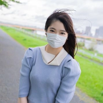 【初撮影・無修正】シネマ画風！処女喪失まで20年かかった初心で清楚な20才の女子大生・・・善人を装い安心させ恥辱を味わらせながらゴム無し連続膣内射精！！素直な反応がたまらなかった・・