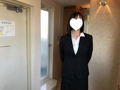 ひかり19歳（２）・生・顔射。会社説明会帰りのFカップピュアJDをリクスー姿で生面接。大量顔射を２連発！【絶対素人】（078）0