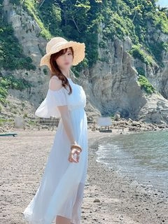 【夏休みセックス】大人のSEX旅行　リアル流出　大学事務員のお姉さんと大学教授のお盆旅行セックス　特別な空間に昂ぶり生ハメ中出しをしてしまう女性　何度も中出しアクメ0