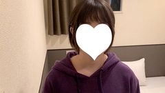 りほ19歳（１）・生・顔射。やばすぎ童顔の黒髪ショートカットに顔射したら引っこ抜かれるほどドバドバ出た。KODOMOムァンコって偉大！【絶対素人】（072）0