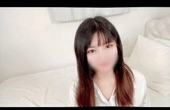 『MVP史上初！』『レア度１００％』都内お嬢様大学に通う経験極浅さきちゃん21歳　入りきらないくらいの歴代史上初キツマンに極太チンポ挿入ガン突き　門限ギリギリまでどっぷり中出し　3