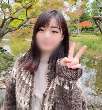 『上京したての田舎娘』『純粋無垢の極み』今年田舎から引っ越してきた18歳まきちゃん！　右も左も変わらない無垢な田舎女子にどっぷり中出し大人の体験♡