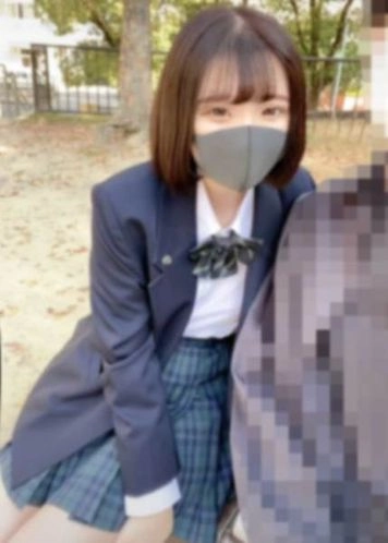 【#71】制服ボブの**生はピュアで初パパ活。公園デート中に短いスカートから見える生脚が美白で大興奮！初体験の大人セックスでビクビク感じまくり、最後は流れで孕ませ中出し♡両想い♡