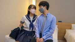 【学生カップル】お小遣いに釣られて応募してきた青春♂♀❤初恋ラブラブ❤リアルＳＥＸ 撮らせていただきました。彼氏の一生懸命な腰振り手つなぎ正常位で愛のゴム中出し♥【特典→彼前で寝取り初生ちんぽ初中出し2