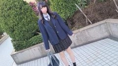 「#75」アイドル活動している高２とのハメ撮り。 キラキラな瞳と若々しいスレンダー美体を間近にしながらフサフサなマンコにたっぷり中出し！ ♡ファンには秘密♡1