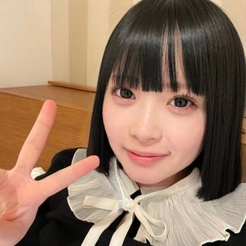 【月末までの特別価格！】絶対的美女ゆなちゃんに驚きの大量口内射精！