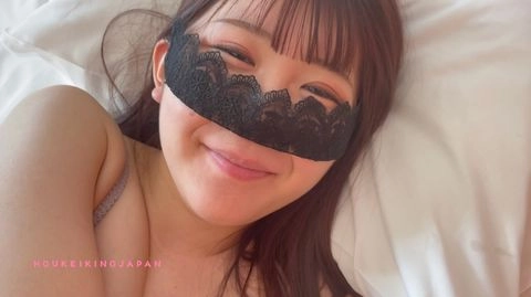 完売御礼！「ごっくんしたい。」絶対にバレてはいけない激カワスタイリストの衝撃フェラテク。69でイキまくりで最後は美味しそうにごっくんの後編4