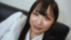 １９歳のイマドキJD　笑顔で多人数チンポを舐め上げピクピク反応ドクドク射精に大喜び　生挿入もあっさり受け入れごっくん３連発。※レビュー特典は4K高画質0