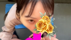 新企画★ベランダで?!子〇達の声をBGMにほのぼのフェラ抜き☆夕暮れ時に童顔美◯女がドキドキノーハンド4人連続口内発射☆可愛いJD瑠奈ちゃんVol.138