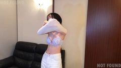 【期間限定1980pt】経験の少ない18歳のめちゃくちゃカワイイ女の子がえっちで静かに泣くところ0