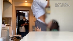 【新作】【リアル】テレワーク中のハプニング///宅配お兄さんにセックス目撃されちゃって興奮のあまりオフィスで中出し…癖になりそうです///（35）9