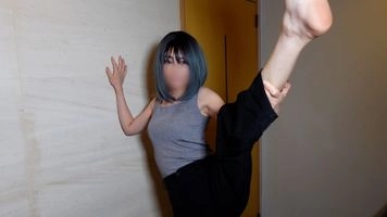 初撮影・初顔出し　3日間限定500pt！　元新体操国体経験ガチセフレ美女と中出し二発の濃厚S〇X！