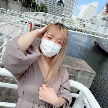 【無修正】一番彼女にしたいタイプ！少し派手な見た目だけど、純粋で恥ずかしがり屋。でもエッチなことは大好きで感度も抜群！やっぱりデートの後の中出しセックスは最高！！