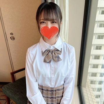 アイドル級の色白Fカップ美乳あやのちゃん。圧倒的透明感の上玉美女の人生初イキ。