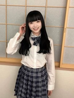 【SS級の処女喪失】ゆなちゃんの処女卒業記録、えりかちゃんにも優しくしてもらいました0