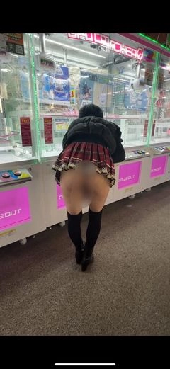 【不倫NTR人妻　ゲームセンター露出徘徊&屋外生SEX】素人　マン汁　生中出し　陰毛　種付け　貧乳　剛毛　ハメ撮り　青姦　アナル　フェラ　拡張プラグ3