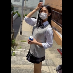 拝啓　皆さま、神動画の予感です。 もう赤ちゃん作れる体の18歳に初めての中出しを収めた超貴重映像！これは永久保存決定です！0