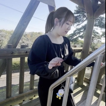 【一生の恥とトラウマ確定】（群馬県館林市）古い無人の民泊でコスチュームを着せられて本気のアヘ顔に唖然　*9歳大**佳菜子の呆れた性癖　露出、ちんしゃぶ、６９、騎乗位で全部昇天　最後バックで*種中出しの