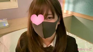 超貴重【過保護に育てられた優等生の反抗期①】はじめてのハメ撮りに緊張しながらも断れずに最後まで・・・