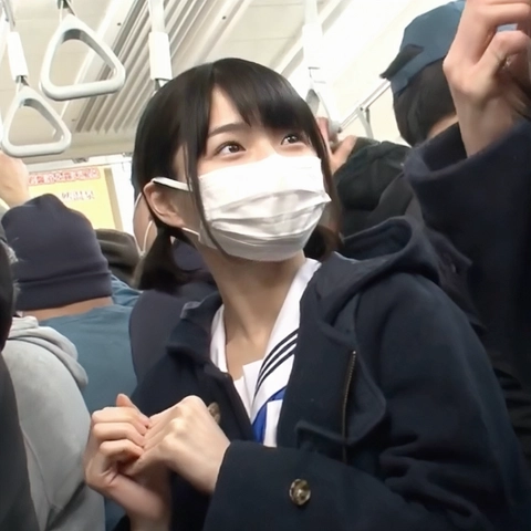 《電車チ◉ン》罪なき153cmの低身長美女を囲んで・・・＃電車＃集団＃剛毛0
