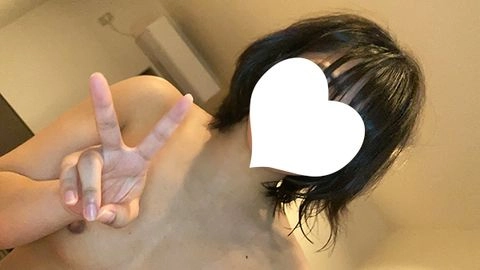 【20%オフ ラストサマーセール】あみ18歳_2・顔射・生。原石童顔黒髪っ子がスク水姿でオトナプレイ。アイドルフェイスが彼氏に謝罪しながらハメられる（004）9月9日翌3時まで2