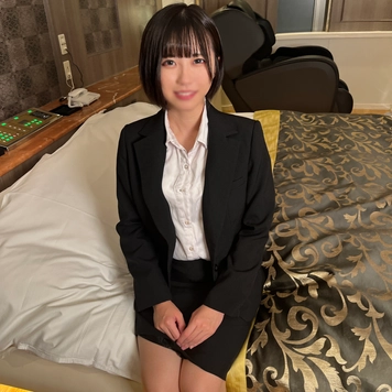 3/3迄990pt♡　初撮り※23歳医療系企業勤め　初々しい新卒が　巨根君に突かれ痙攣!!!巨根の濃い白濁液が中で暴発妊娠