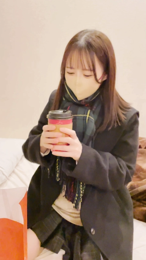 【先着限定】低身長１３４㎝の１８歳　経験人数僅か1人の綺麗な身体を無茶苦茶にハメ倒した貴重映像※初回のみ先着で特別ver用意1
