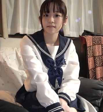 誕生日当日に即挿入中出し!!経験なし清純１８歳 初めて見る男性器にタジタジ。。 濃密性交撮り下ろし記念で編集なし版配布