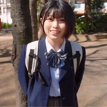 【完全未経験】バレー強豪出身18歳 初挿入で野獣喘ぎ＆エビ反り痙.攣絶頂 初めての快感に体がいうことをきかない..　膜を破るまでの一部始終を記録した完全撮り下ろし映像　未編集120分zipファイ