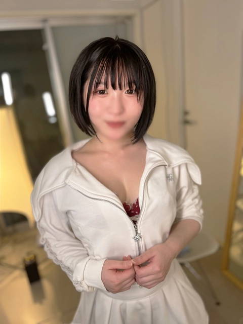 9日まで990pt!! ※明治Dai21歳白肌FカップJD 笑顔キュートなP活ムスメ OILマッサージでもろ感痙攣絶頂 中出種付1