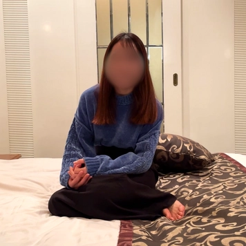 【顔出し解禁】ジムインストラクター24歳。入念な手マンと肉棒に止まらぬ無限潮吹き、戸惑いと快楽が入り交じった表情でオチる。