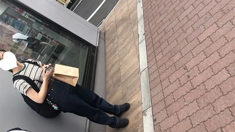 【先着30名500円オフ】ふみ19歳・生・顔射。マジで地味子ほど言いなりでエロい！　勇気を出して最初で最後の生ハメ販売に挑戦！（029）0