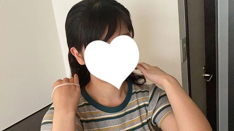 【先着30名500円オフ】ふみ19歳・生・顔射。マジで地味子ほど言いなりでエロい！　勇気を出して最初で最後の生ハメ販売に挑戦！（029）2