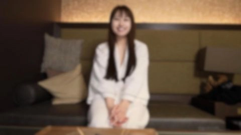 【顔出し】性欲解放。恥ずかしいけど、気持ちいい、、ウブな女がデカ尻でご奉仕。極濡れのマンコに大量中出し0