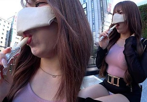 【スケ乳首MAX】ノーブラ美女の透け乳首＆食い込み紐Tバックが激エロ!!街中で肉感フェロモンを撒き散らす変態っぷり(笑)5
