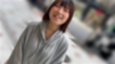 神乳神スタイルの事務ちゃん。超敏感Fカップで潮吹きまくりでベッド水没。。0