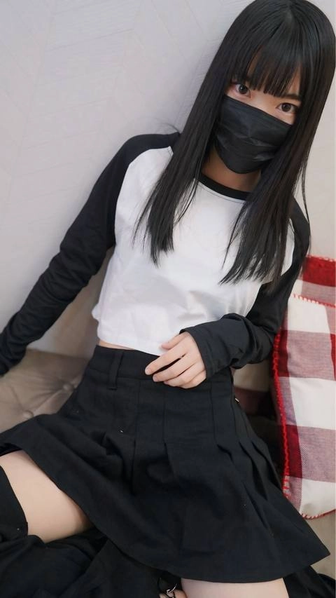 【140cm純正18歳】人生初のバックに悶絶しながらイキまくるか弱い女の子に中出し1