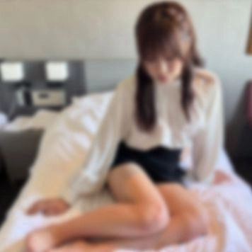 ※5/8まで初回限定70％OFF※【無修正】【顔出し】有名なビジネスホテルのロビーで働く人妻の悩みとハメ撮りできた訳