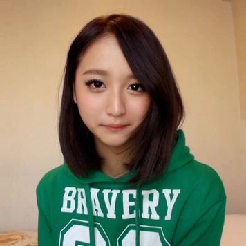 神奈川の某大学で一番可愛い子を20万円で脱がせた秘蔵映像。赤面しながら剛毛マ〇コ広げてる姿を全世界公開【特典つき】