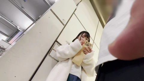 高額ギャラに目がくらんだ無名アイドル　例のごとく複数人で囲み最後は巨漢の体力が尽きるまで終わらない無限中出し1