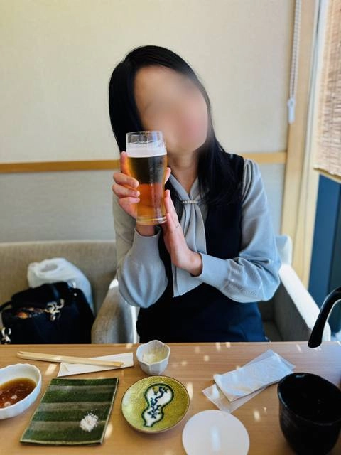 【10個限定‼️＆完全顔出し版】22歳大⚫︎生、まさかの3連発。 妻のお口で「不甲斐なくてすみません。。」2