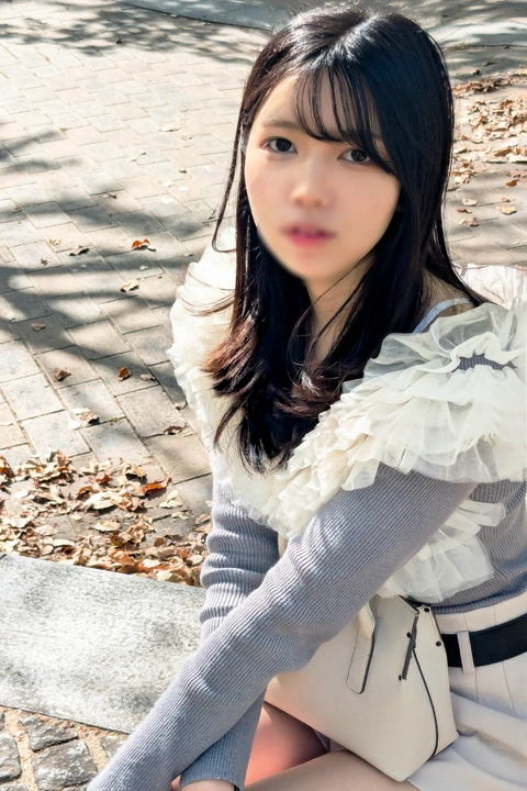 30日まで1090pt!!初撮り※Eカップ22歳笑顔燦々(さんさん)な新卒むっつりOLと初デートから合体まで!?1
