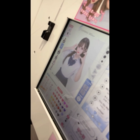 衝撃の初出演　これからタレント活動が始まる１８歳　事務所も知らない非公式ハメ撮り1