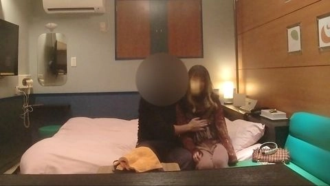 【66】真面目で愛想がいい素人さん。ちいさ.なお体とスリム体型の素人に巨根をぶち込みアンアン言わせてやりました。0