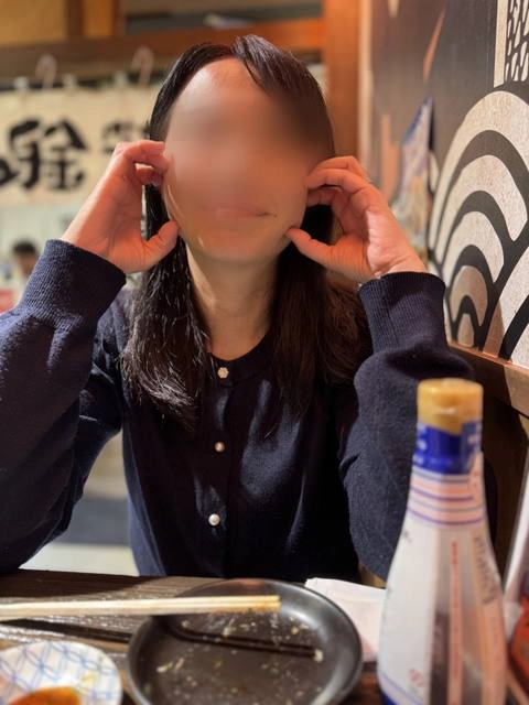 【個数限定＆完全顔出し版】TEAMおじ達と3P 〜パ⚫︎の前で剃毛3P 「**ごめんなさい...」絶頂爆イキ〜0