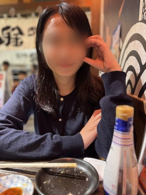 【個数限定＆完全顔出し版】TEAMおじ達と3P 〜パ⚫︎の前で剃毛3P 「**ごめんなさい...」絶頂爆イキ〜2